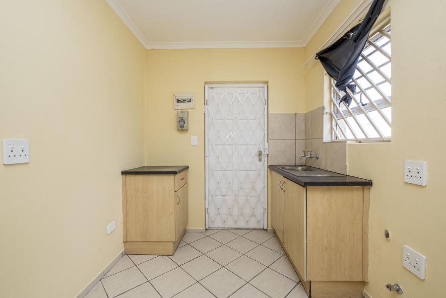 2 Bedroom Property for Sale in Sunset Glen Western Cape